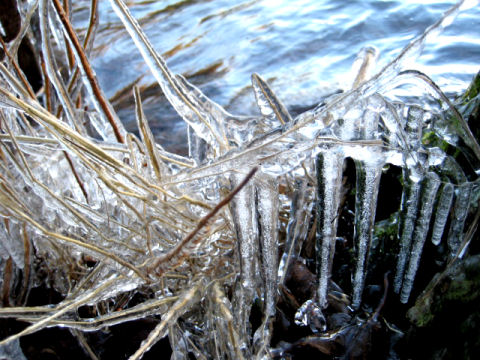 jäätä